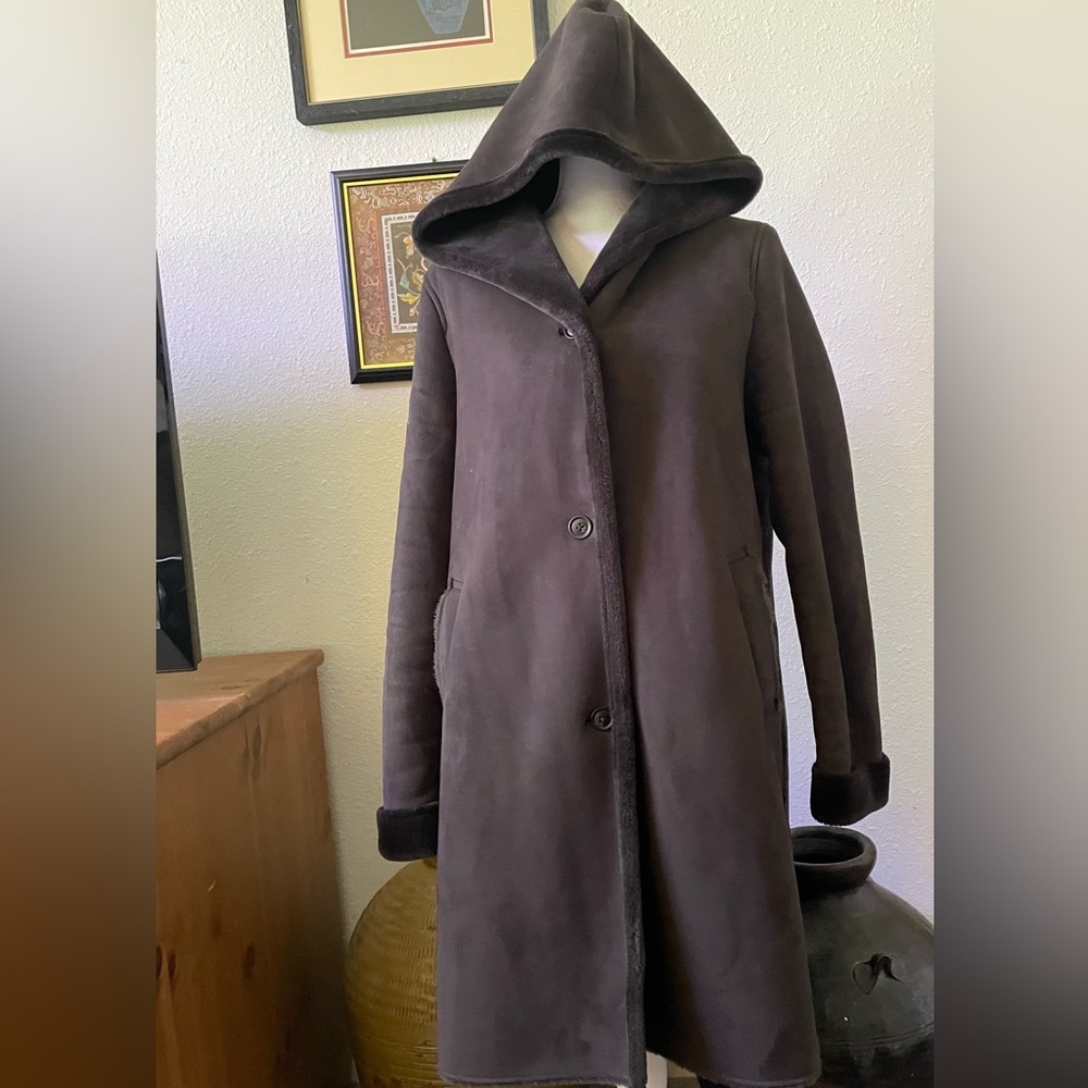 Uniqlo Chocolate Brown Faux Shearling Medium